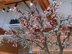 -蜜桃餐厅·伴山(湖滨商业街店)