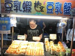 -六合夜市