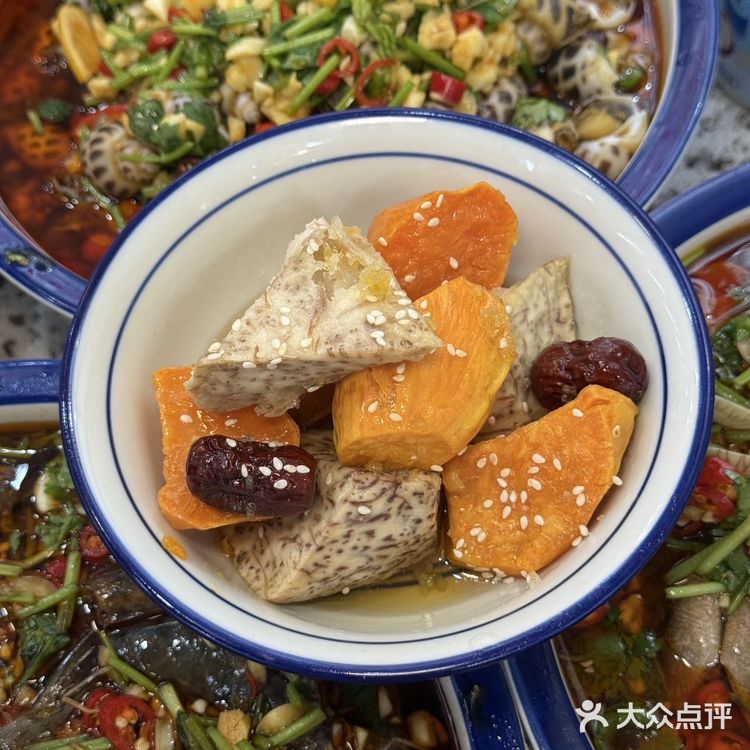 来杭州旅游怎么能错过这家潮根夜档❗️❗️