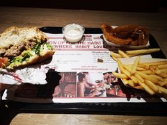 -The Habit Burger Grill 哈比特汉堡(复兴soho店)