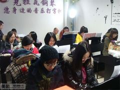 -朗韵钢琴学校(中环金界店)