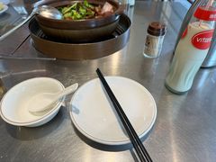 -胡须佬鸡煲四季火锅店(石厦西村直营店)