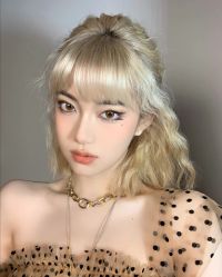 -AYO SALON