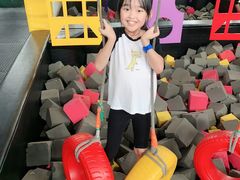 -嘿哟动霸CHUA·新潮玩运动娱乐中心·蹦床滑冰团建乐园