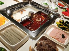 -海底捞火锅鲜切牛肉主题店(长寿路店)