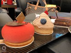 -Salon de The de Joel Robuchon(外滩18号店)