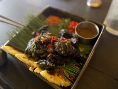 勐海香料烤乌鸡-Ameigo梅果·云贵川bistro(长宁来福士店)