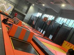 -嗨翻Hi-Fun竞技主题乐园·蹦床亲子生日轰趴(国光1937店)