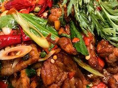 -老滇山寨•云南特色菜•地方菜•民族风情歌舞表演(金碧店)