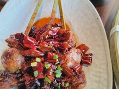 -包整·丝娃娃(一览甲秀楼风景店)