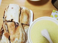 -宝光熏肉鞋底火烧(新街口店)