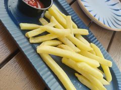 -必胜客(上海华谊新所店)
