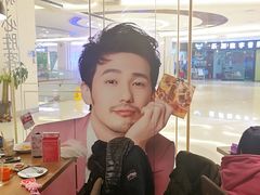 -必胜客(WOW中央公园店)