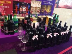 餐具摆设-稻香酒家·33年老字号·港式粤菜(富邦中心店)