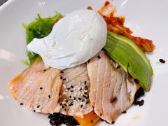 炙烤三文鱼拌饭-Moka Bros 摩卡站(西单大悦城店)