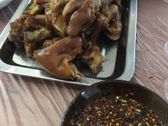 -王万妈卤猪脚(青岩交通路)