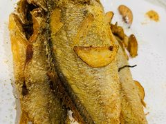 酥炸小黄鱼-三林本帮馆(中林街店)