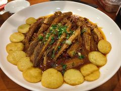 -大宝全猪馆(南京路店)