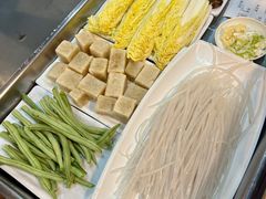 -谭家山河村铁锅炖&东北烧烤(交大店)