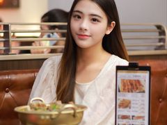 -许哥东北烧烤·铁丳烤串·宫后夹肉(繁花中心店)