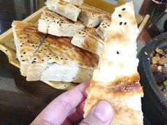 饽饽饼-王明古法砂锅居(开化寺店)