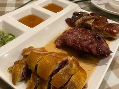 -新大咀港式茶餐厅(宝山万达店)