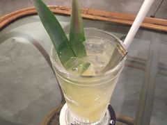 -巴浪鱼咖啡馆 Local Fish