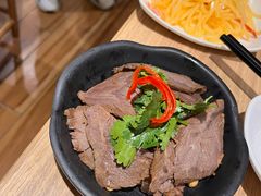 招牌酱牛肉-老班长手工灌汤包老店(东山店)