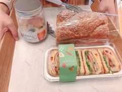 丹麦红豆吐司-罗森尼娜(解放西路店)