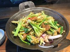 -70后饭吧(府河街店)