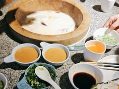 -云荷里·蒸汽石锅鱼·云南菜(中发百旺店)