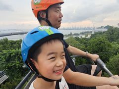 -圣淘沙天际线斜坡滑车