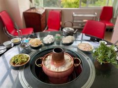 -撮一顿纳西铜火锅