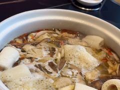 -黔蘑菇四季餐厅(观山湖店)