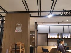 -港丽餐厅
