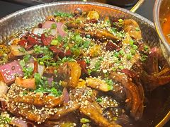 -何师烧烤Pro ·江湖川菜·小龙虾·精酿(太古里旗舰店)