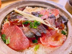 招牌煲仔饭-粤仔湾砂锅粥(滨湖万达店)
