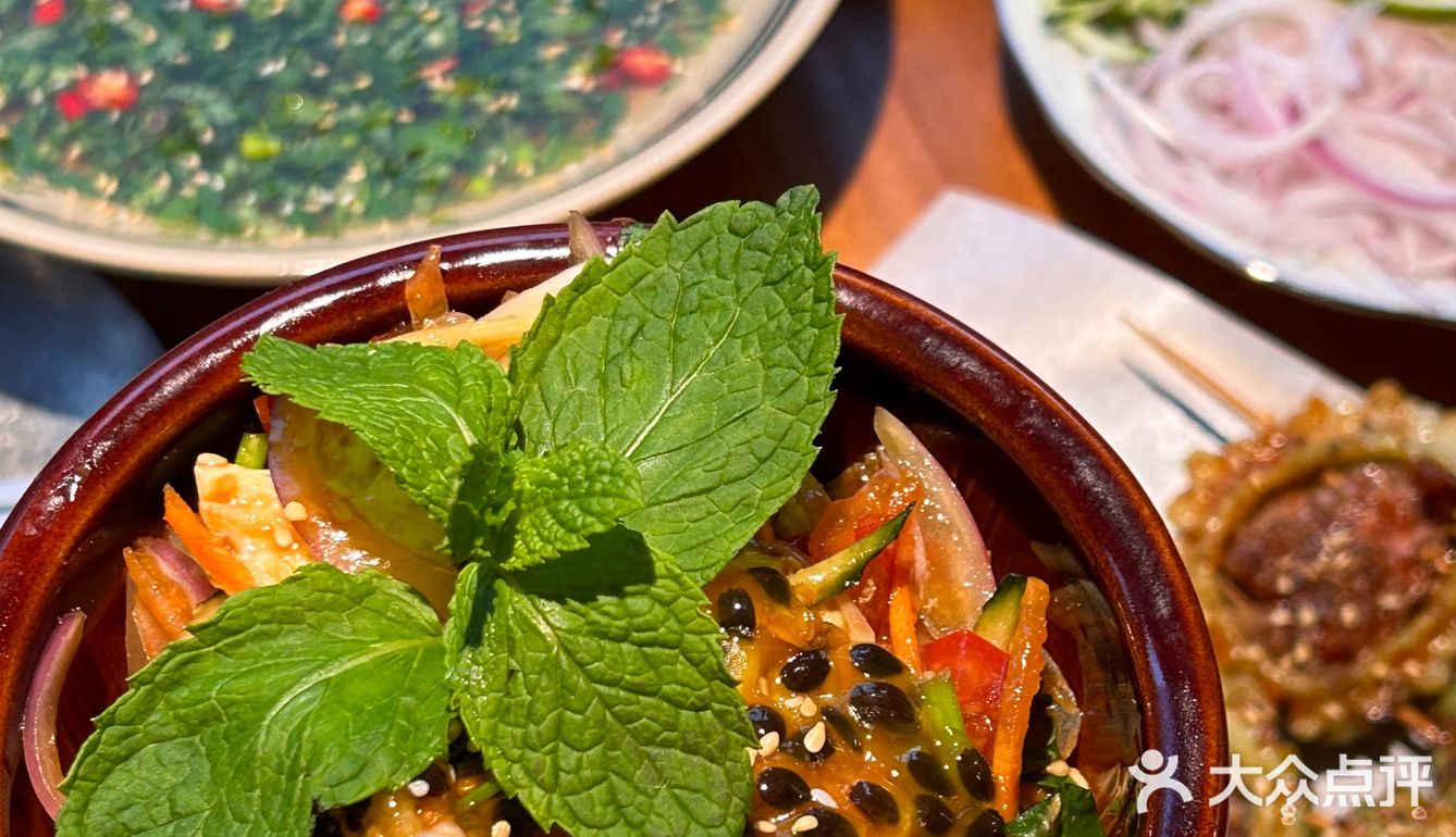 厦门漂亮店🍍温暖木质调的傣味餐厅