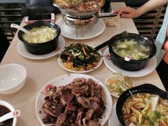 -闫家驴肉老店(华电一校店)