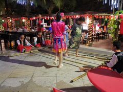 -三亚湾海居铂尔曼度假酒店