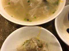三鲜馅馄饨-小倩倩•鸡汤馄饨(江西路创始店)