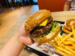 -The Habit Burger Grill 哈比特汉堡(爱琴海店)