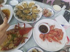 -范饭椰林川湘味海鲜·椰子鸡(三亚湾椰梦长廊店)