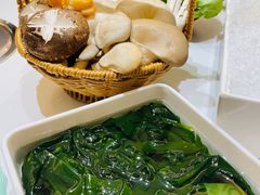 -帝皇海海鲜豆捞(桐泾商务广场店)