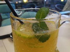 手打茉莉柠檬茶-拾挚扒房(招商花园城店)