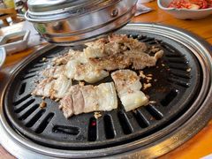 -唯成•韩国炭火烤肉 유성고기