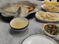 -光头药膳鸡(莱茵小镇店)