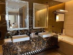 -北京朝阳悠唐皇冠假日酒店