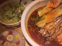 -嘉州叶婆婆钵钵鸡(建设路店)