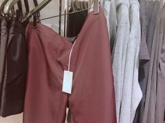 -COS(月星环球港店)